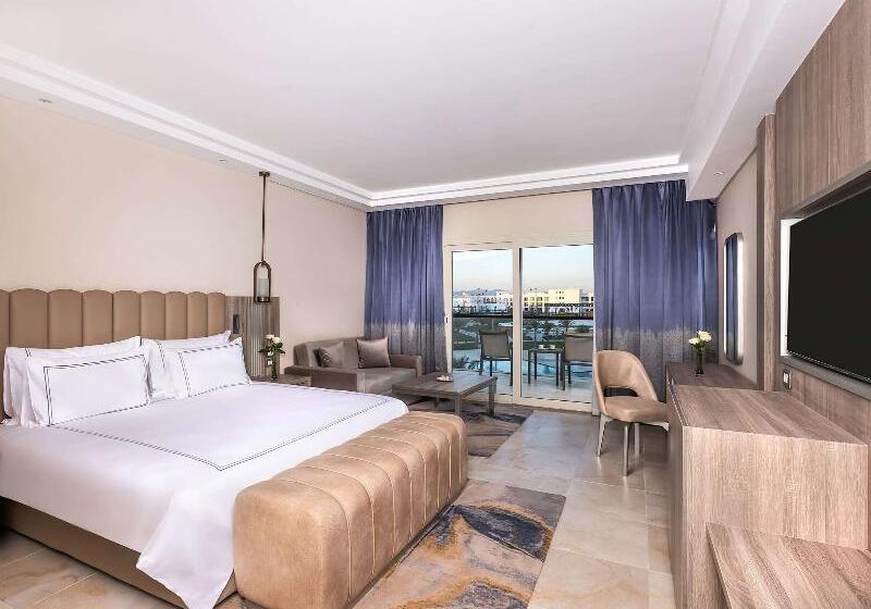 חדר סופריור עם מיטת קינג, Rixos Radamis Sharm El Sheikh