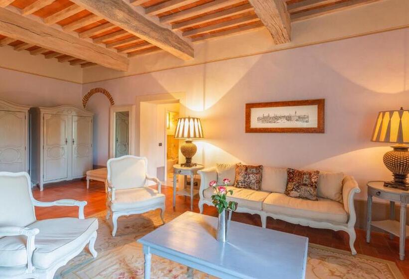 Номер Стандарт Трехместный, Florence Luxury Residence