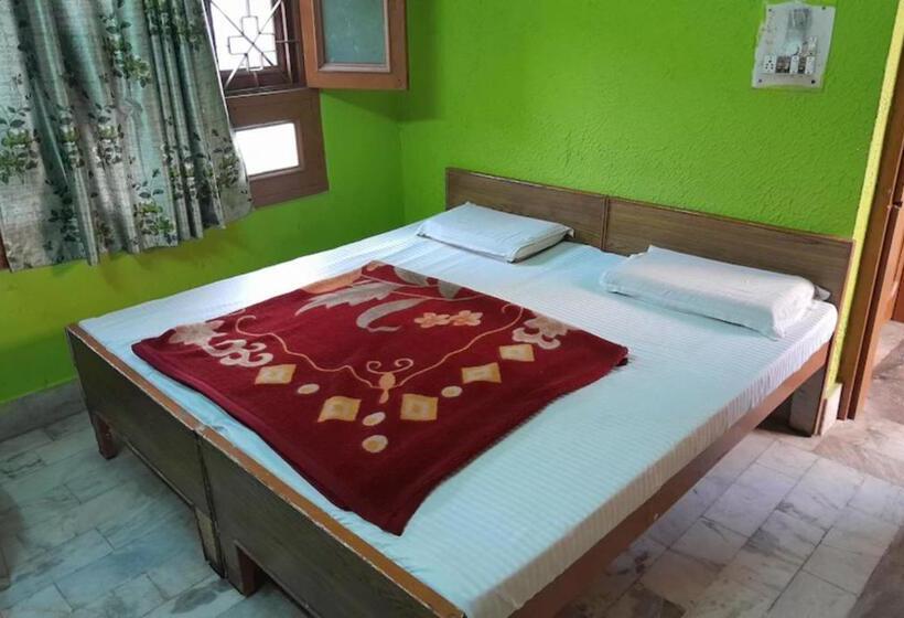 غرفة قياسية, Gayatri Guest House Haridwar Near Railway Station   Ganga Ghat   Best Hotel In Haridwar