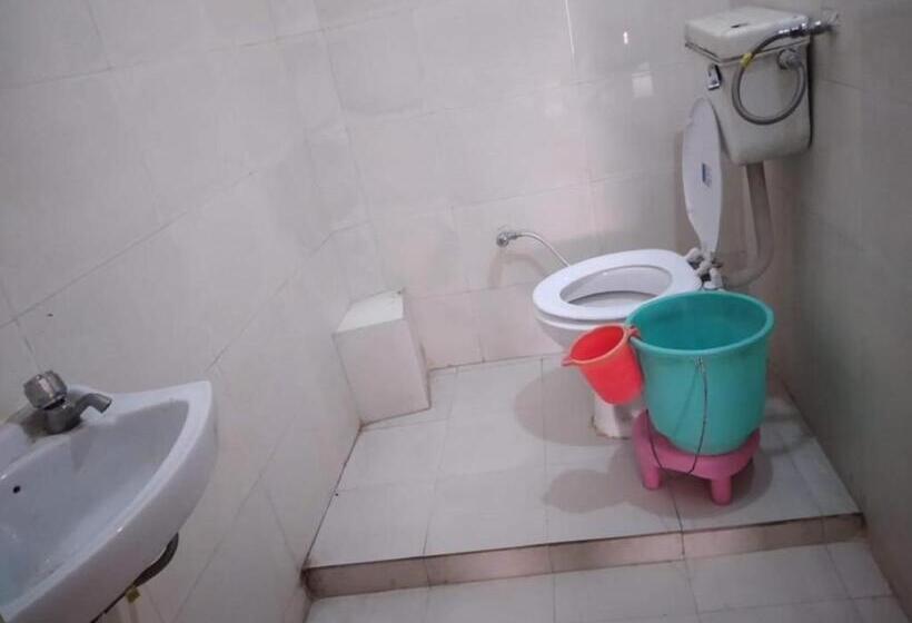 غرفة ديلوكس, Gayatri Guest House Haridwar Near Railway Station   Ganga Ghat   Best Hotel In Haridwar