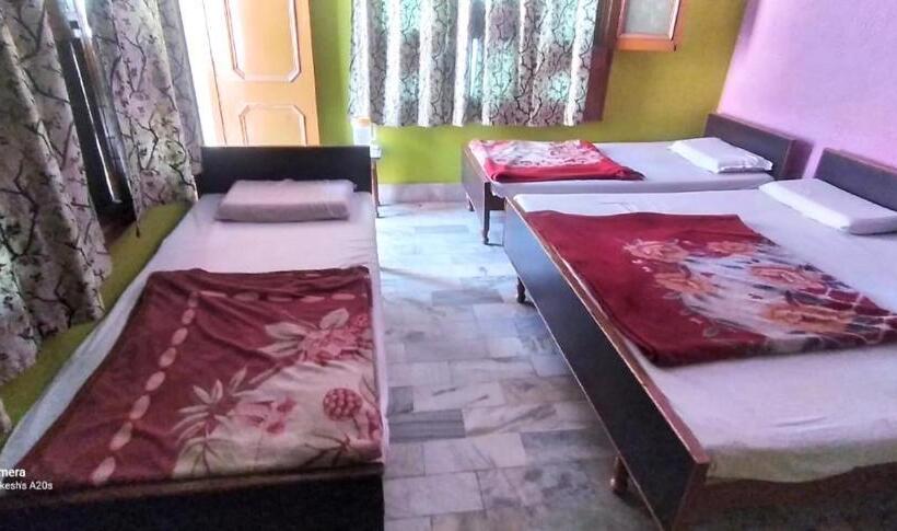 غرفة ديلوكس عائلية, Gayatri Guest House Haridwar Near Railway Station   Ganga Ghat   Best Hotel In Haridwar