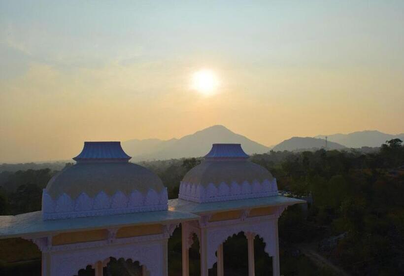 标准间带山景, The Hamirgarh Palace