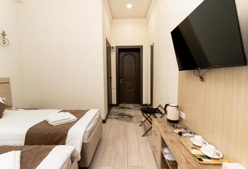 Quarto Estandar, The Heritage Tashkent
