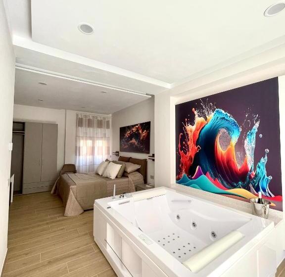 Номер Стандарт с Гидромассажем, Colombo Suite