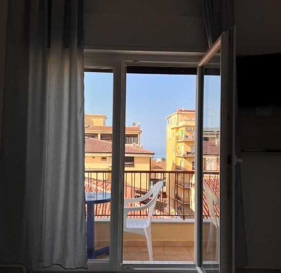 Номер Deluxe Вид на Море с Балконом, Porta Sul Mare