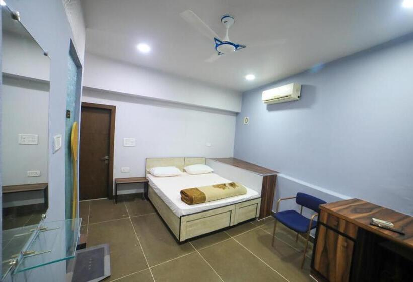 Семейный Номер Deluxe, Ramashray Premium Studio Apartments