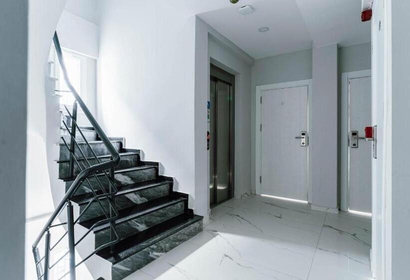 Apartamento 1 Quarto Rés-do-chão, Lux Apart For 4 Guests