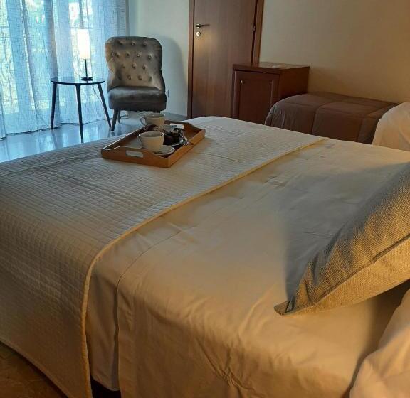 Triple Room Sea View, Baaria Porto Rooms