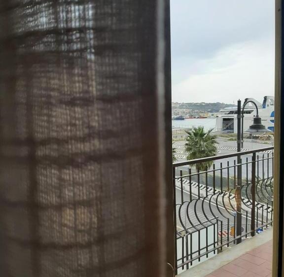 Quarto Estandar Vista Mar com Sacada, Baaria Porto Rooms