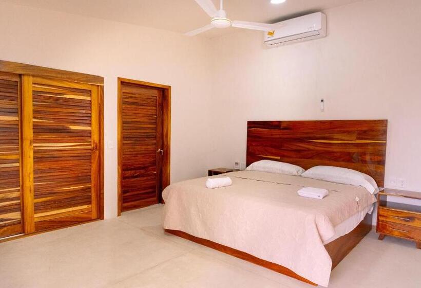 Deluxe Suite Sea View, Casa Victoria Puerto Escondido Beach