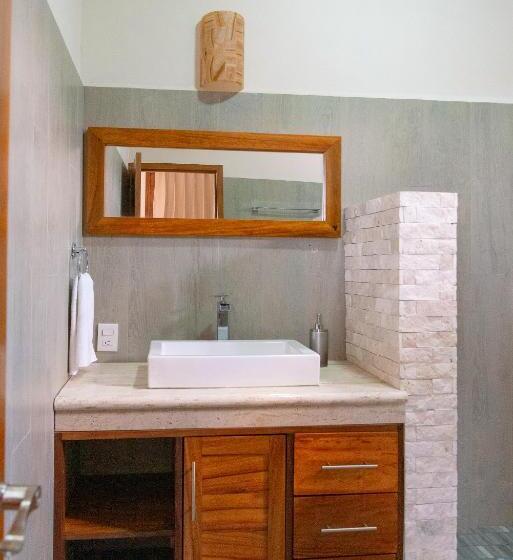 Deluxe Suite Sea View, Casa Victoria Puerto Escondido Beach