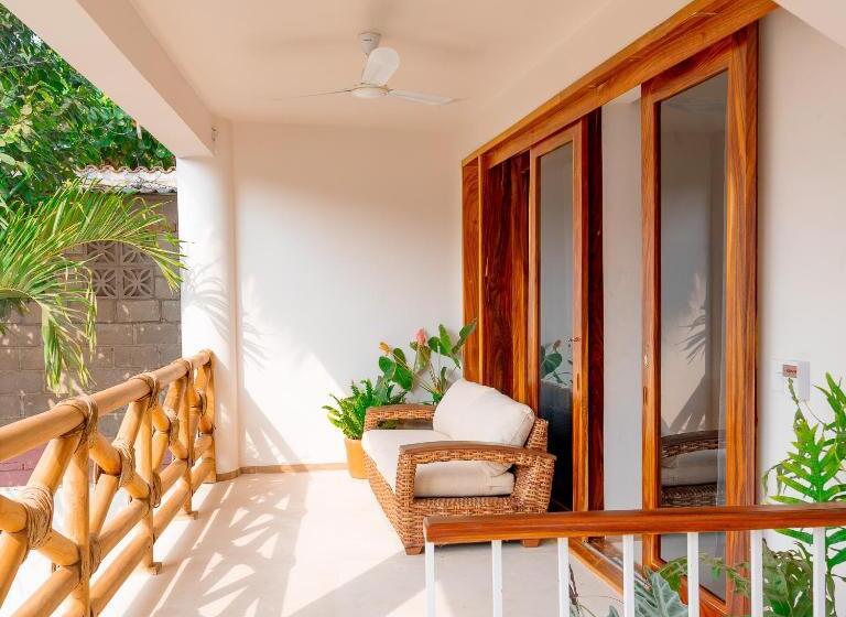 سوئیت با بالکن, Casa Victoria Puerto Escondido Beach