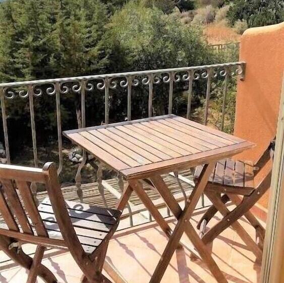 اتاق استاندارد سه نفره, Villa Agnese