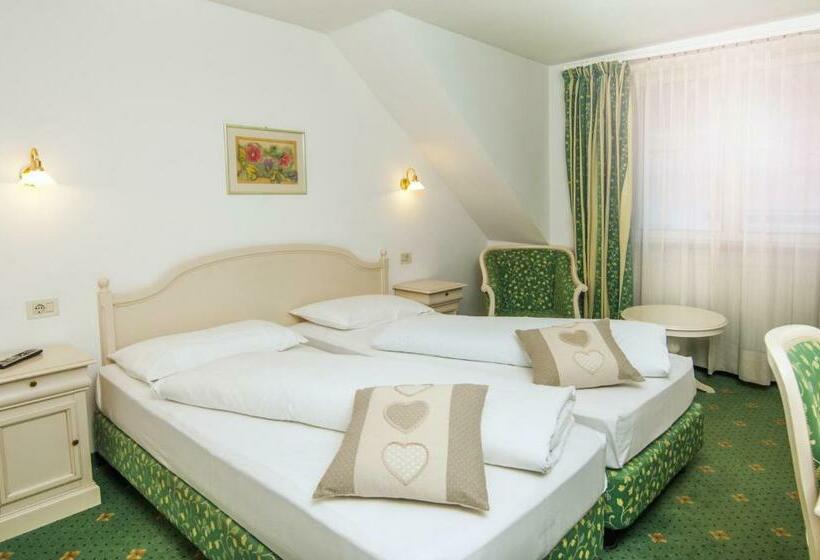 Номер Стандарт, Albergo Al Cervo   Gasthof Zum Hirschen