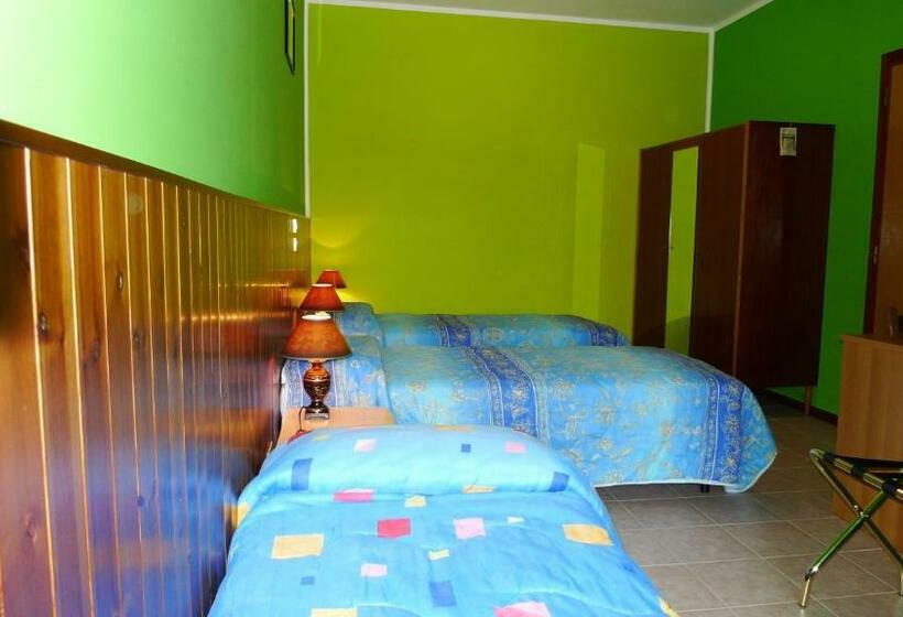 اتاق استاندارد سه نفره, Albergo Simonati