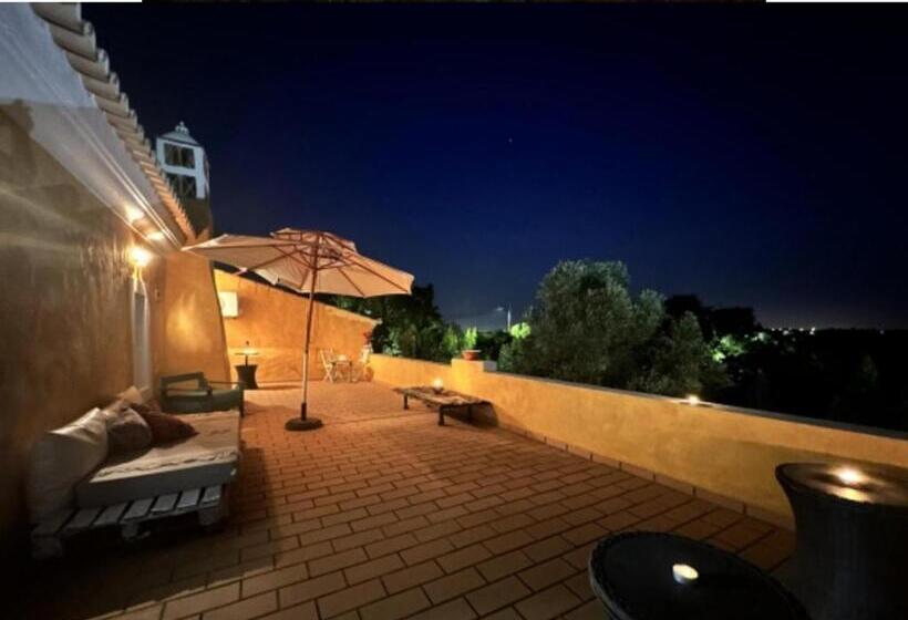 Номер Стандарт, Nuriah Boutique House