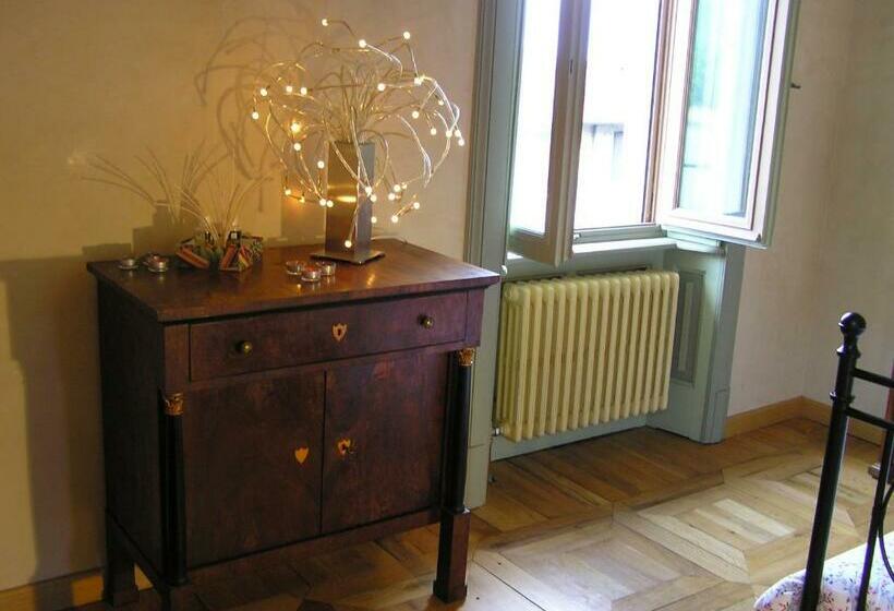 اتاق استاندارد با چشم‌انداز دریاچه, Bed & Breakfast Villa Palma