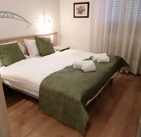 Номер Стандарт, Albergo Alla Costa