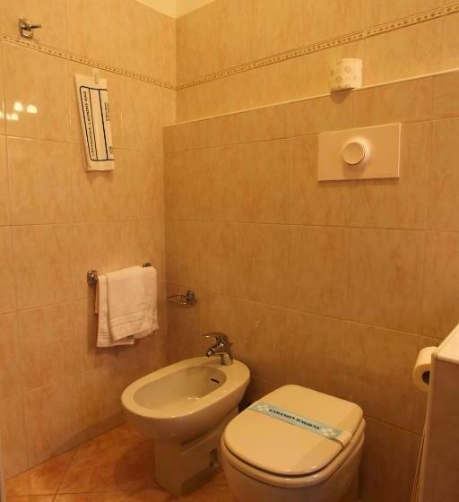 Quarto Estandar Individual, Lincoln