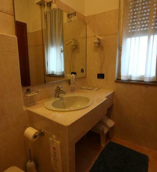 Quarto Estandar Individual, Lincoln
