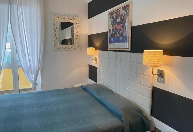 Quarto Deluxe Vista Mar com Sacada, Maison Del Magra