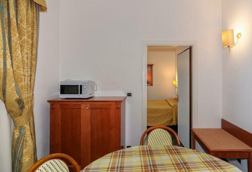 Apartamento 1 Dormitório, Residence Villa Marzia