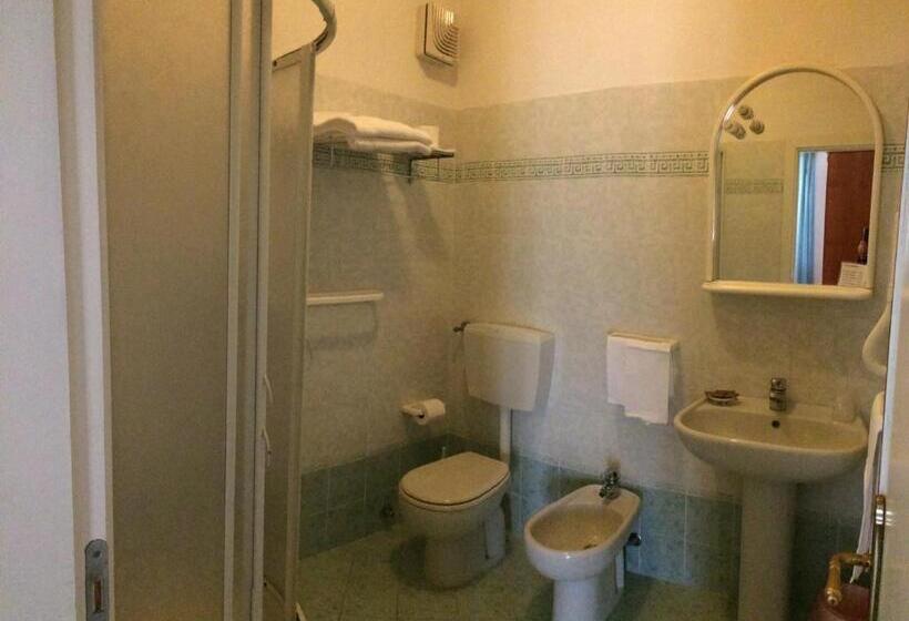 4인용 수피리어 룸, Residence Villa Marzia