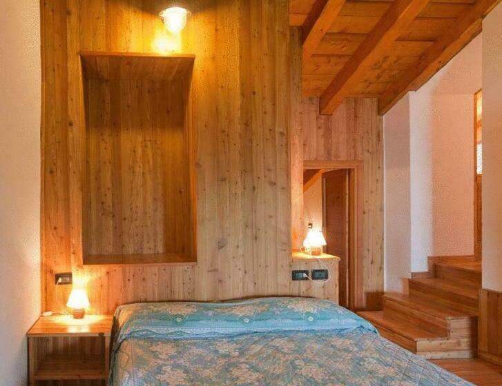 Номер Стандарт Трехместный, Ristorante Hotel Falchetto