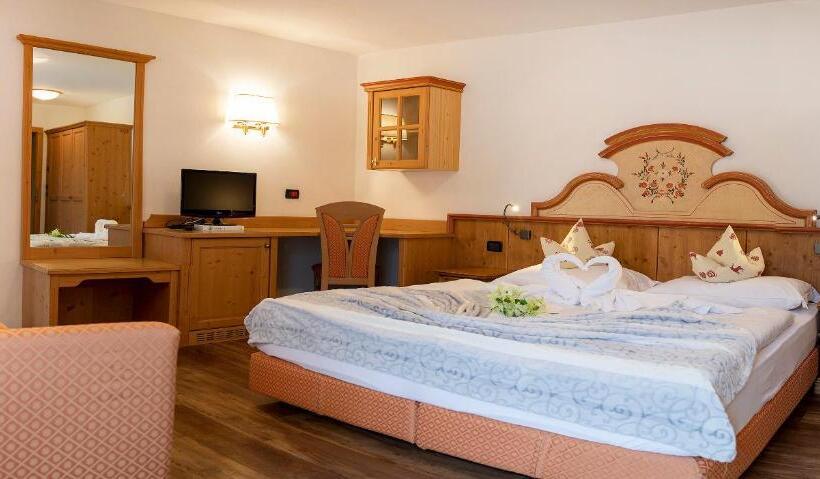 اتاق سوپریور سه تخته, Nature Wellness Hotel Renato