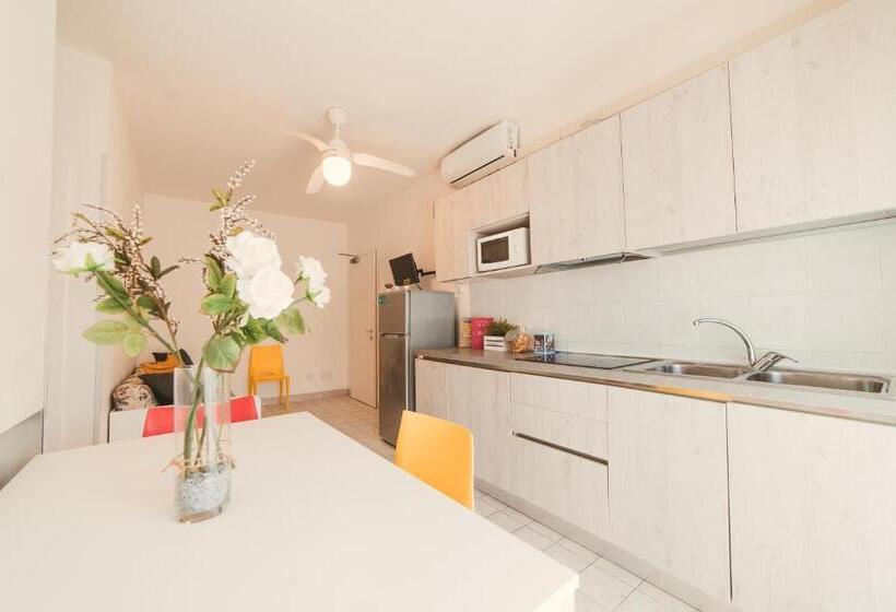 海の見える２ベッドルームアパートメント, Residence Nova Marina