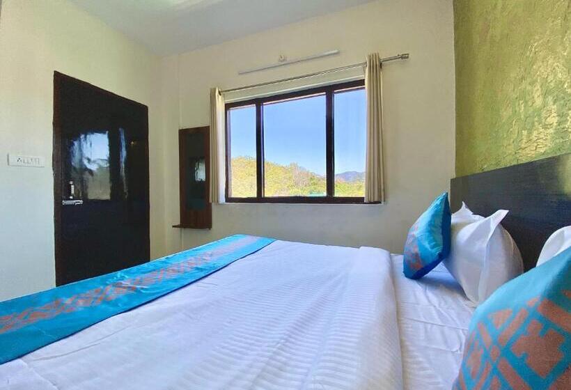 스탠다드 룸 산 전망, Shelton Blu Resort Jim Corbett