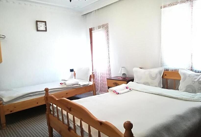 Семейный Номер, Guest House Rosenovi