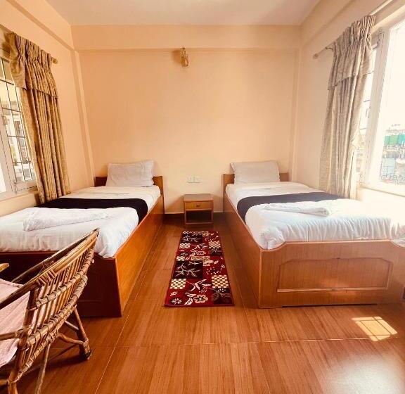 اتاق استاندارد, Global Inn