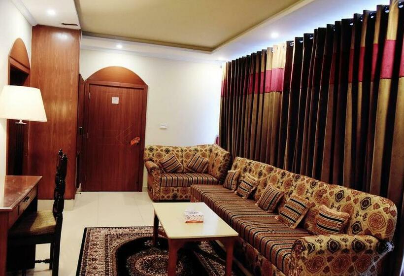 سوییت, Pak Heritage