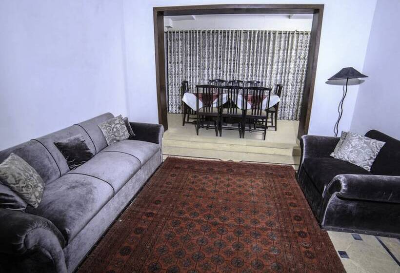 اتاق لوکس یک تخته, Shelton Hotel Rawalpindi