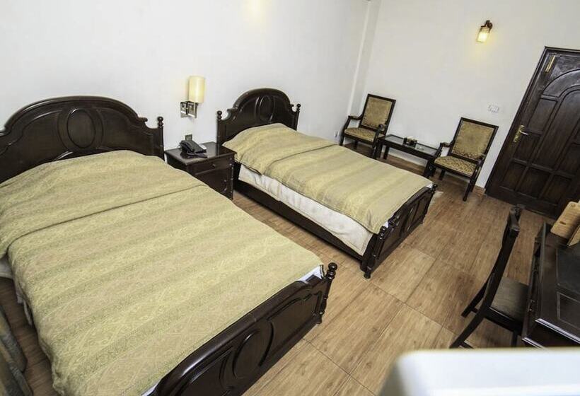 اتاق لوکس یک تخته, Shelton Hotel Rawalpindi