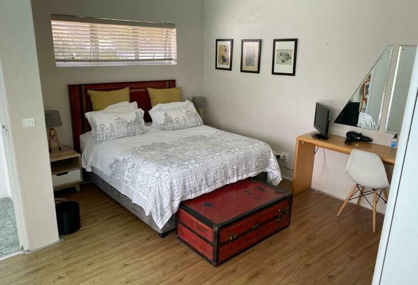 Номер Стандарт, Admiralty Bed & Breakfast