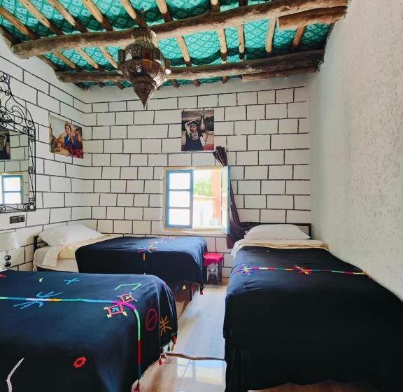 اتاق خانوادگی, Le Retour Au Calme Maison D Hôtes