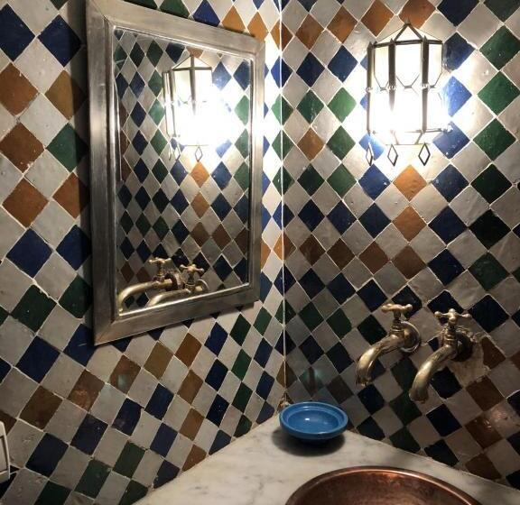 اتاق عادی, Riad Tizwa Fes