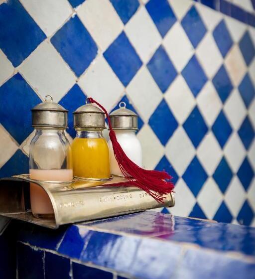 سوییت, Riad Tizwa Fes