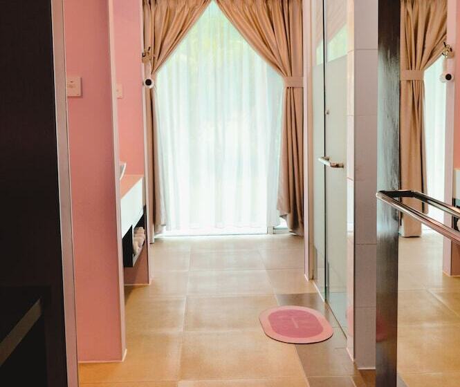 Номер Deluxe, Artitaya Borneo Golf Resort