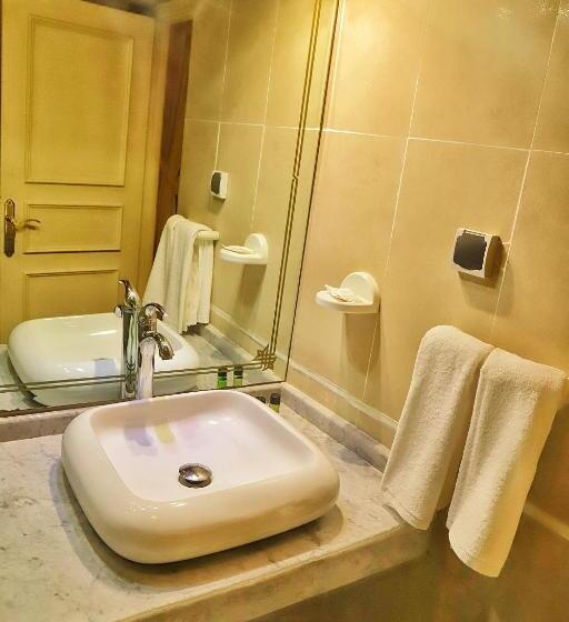 Номер Стандарт, Parador