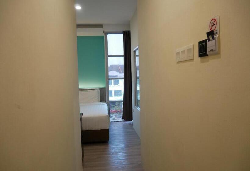 标准间, Pantai Regal City