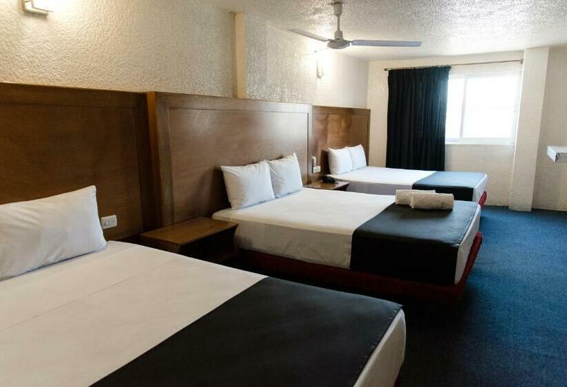 Camera Tripla Comfort, Central Irapuato   Hotel En Irapuato