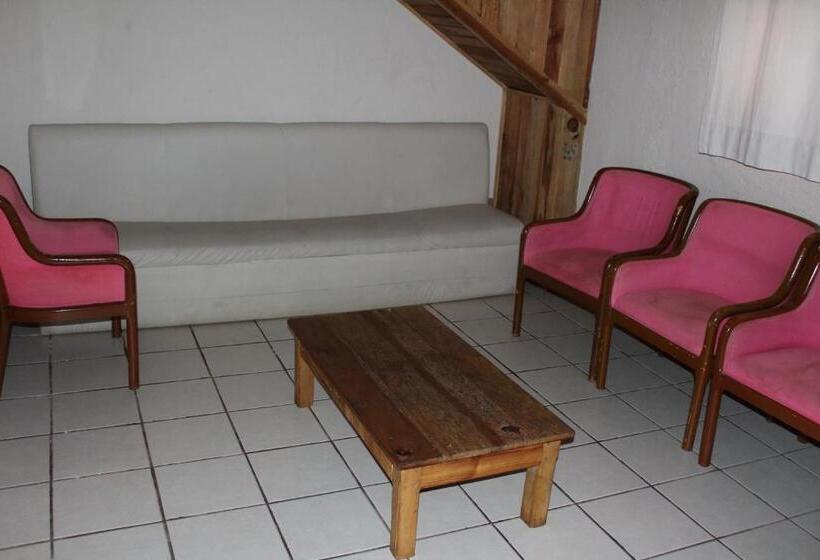 バンガローの２ベッドスタンダードルーム, La Vieja Casona