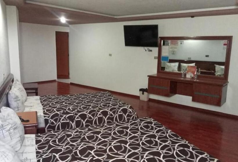 Quarto Estandar, Parque Via