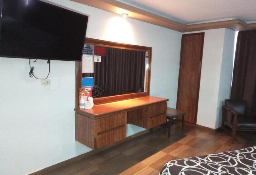 Quarto Estandar, Parque Via