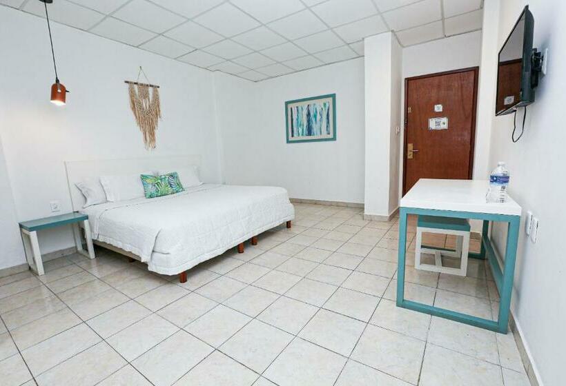 Chambre Supérieure Lit King Size, & Suites Arges  Centro Chetumal
