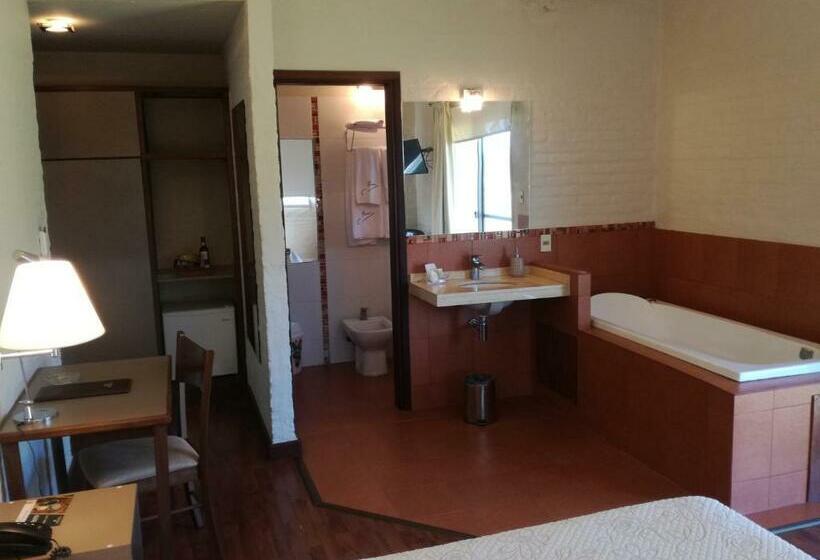 سوییت اجرایی, Juana De Ibarbourou