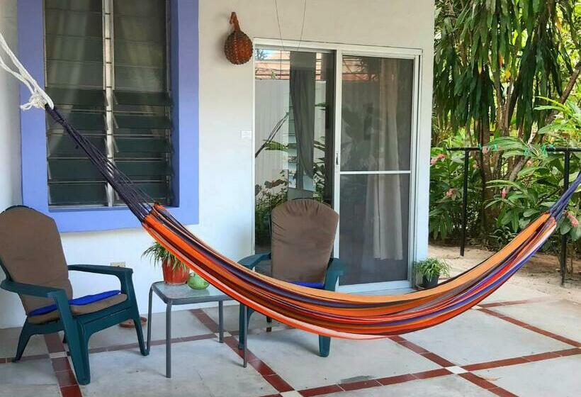 Номер Стандарт, Togo B&b Farallon
